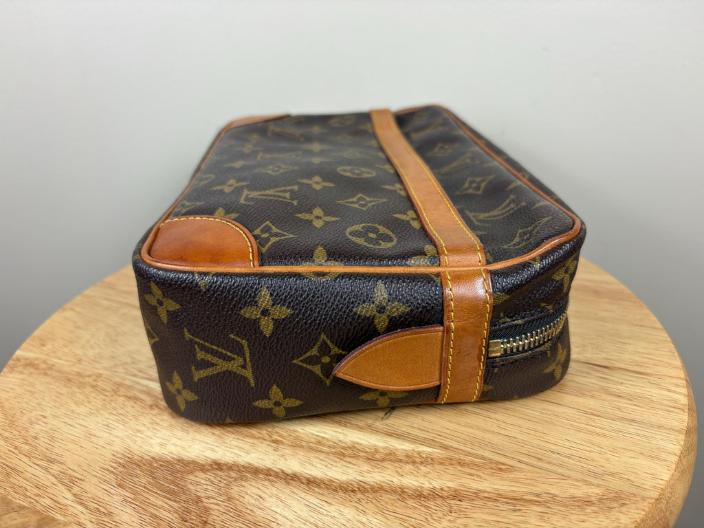 Authentic Louis Vuitton Compiegne 28 Cosmetic Pouch Monogram