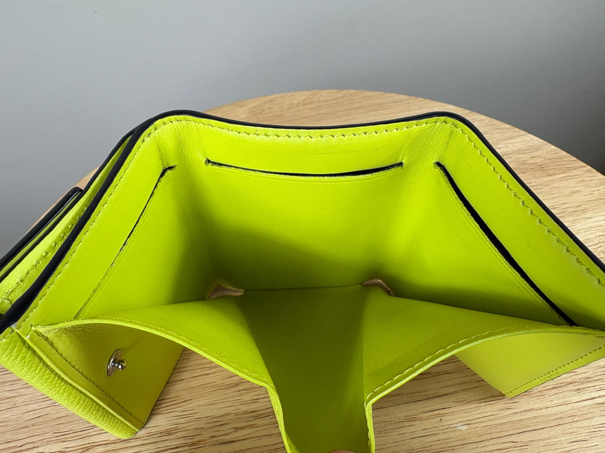 Authentic Louis Vuitton Taigalama Discovery Compact Wallet Neon Yellow w/ Box