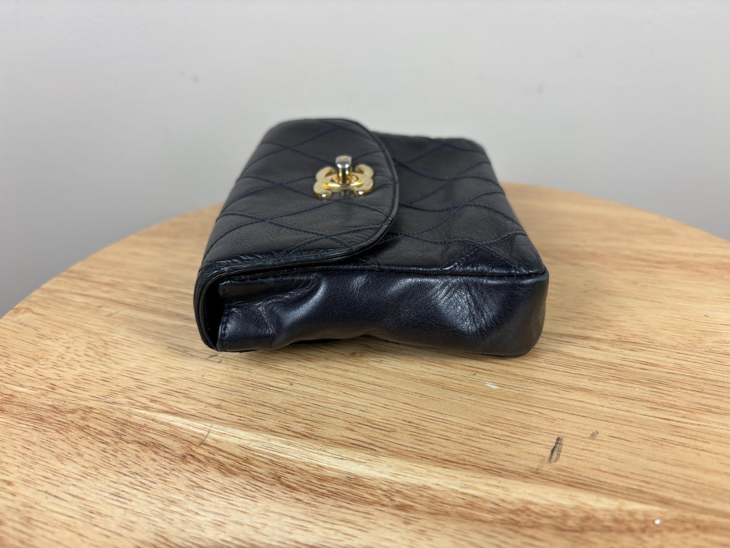 Authentic Chanel Vintage Matrasse CC Black Leather Lambskin Belt Bag