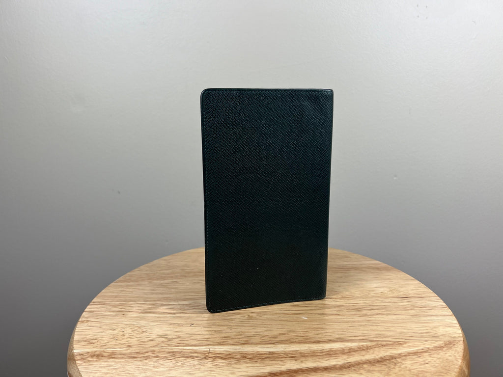 Authentic Louis Vuitton Check-book Wallet Epi Taiga