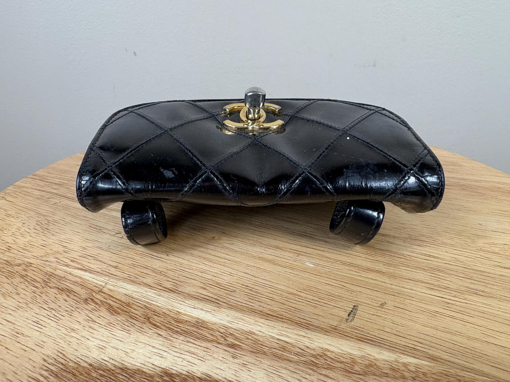 Authentic Chanel Vintage Matrasse CC Black Patent Leather Belt Bag