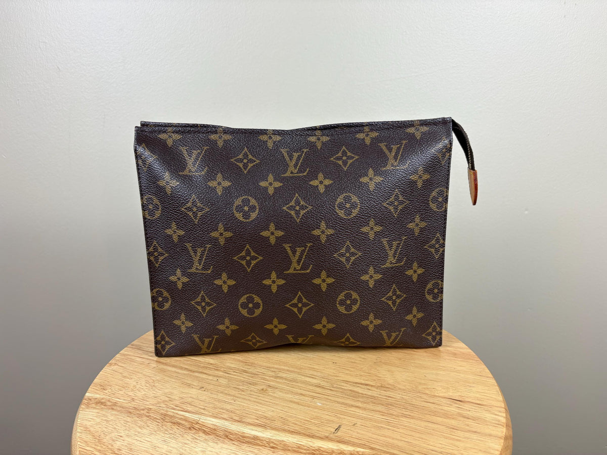 Authentic Louis Vuitton Toiletry Pouch 26 Monogram