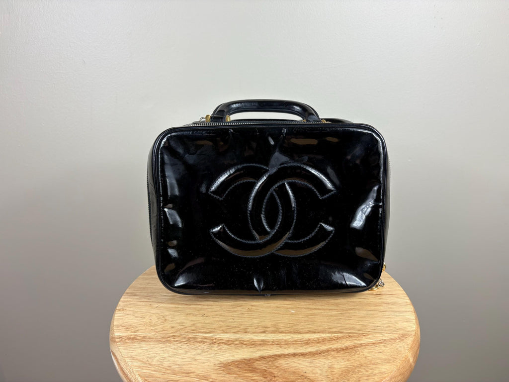 Authentic Chanel Vintage Patent Leather Black CC Vanity Case w/ COA