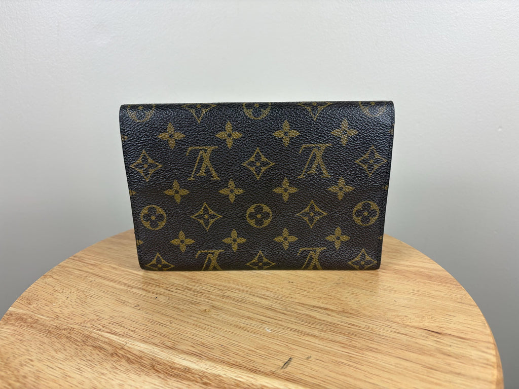 Authentic Louis Vuitton Monogram Porte Passport International Trifold Wallet