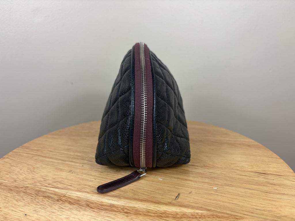 Authentic Chanel Vintage Matrasse CC Black Caviar Leather Cosmetic Pouch