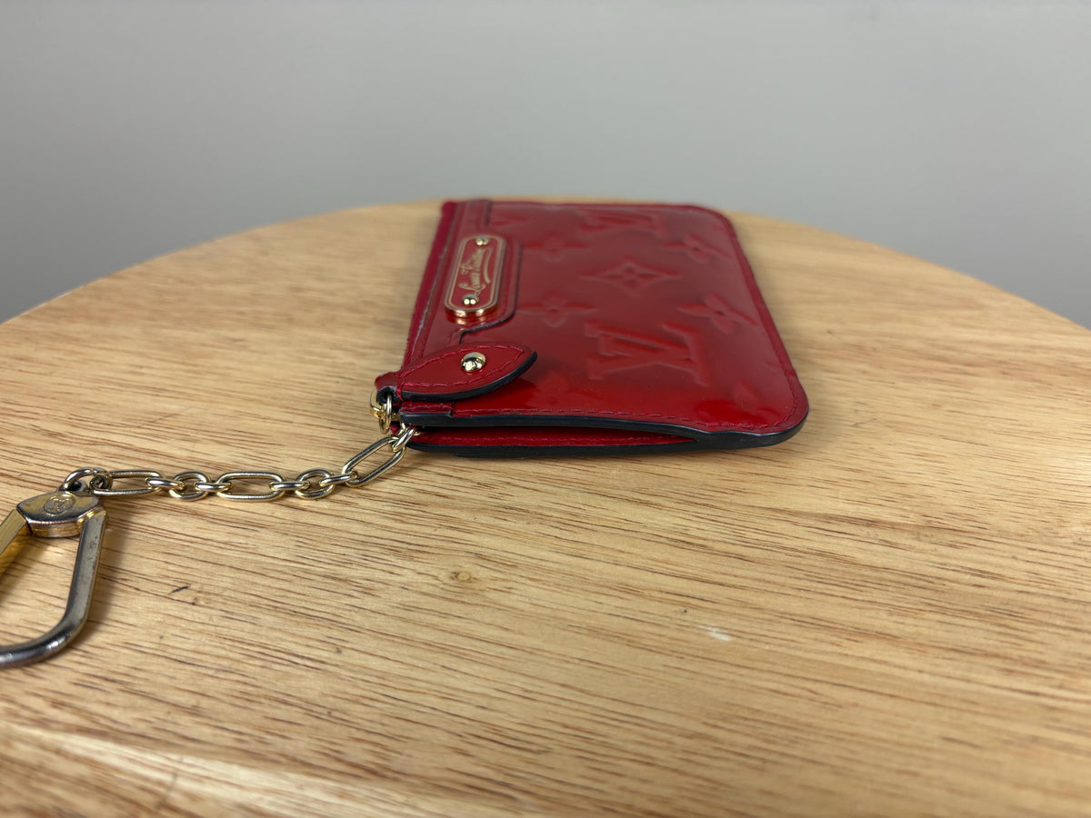 Authentic Louis Vuitton Key Cles Red Vernis Monogram