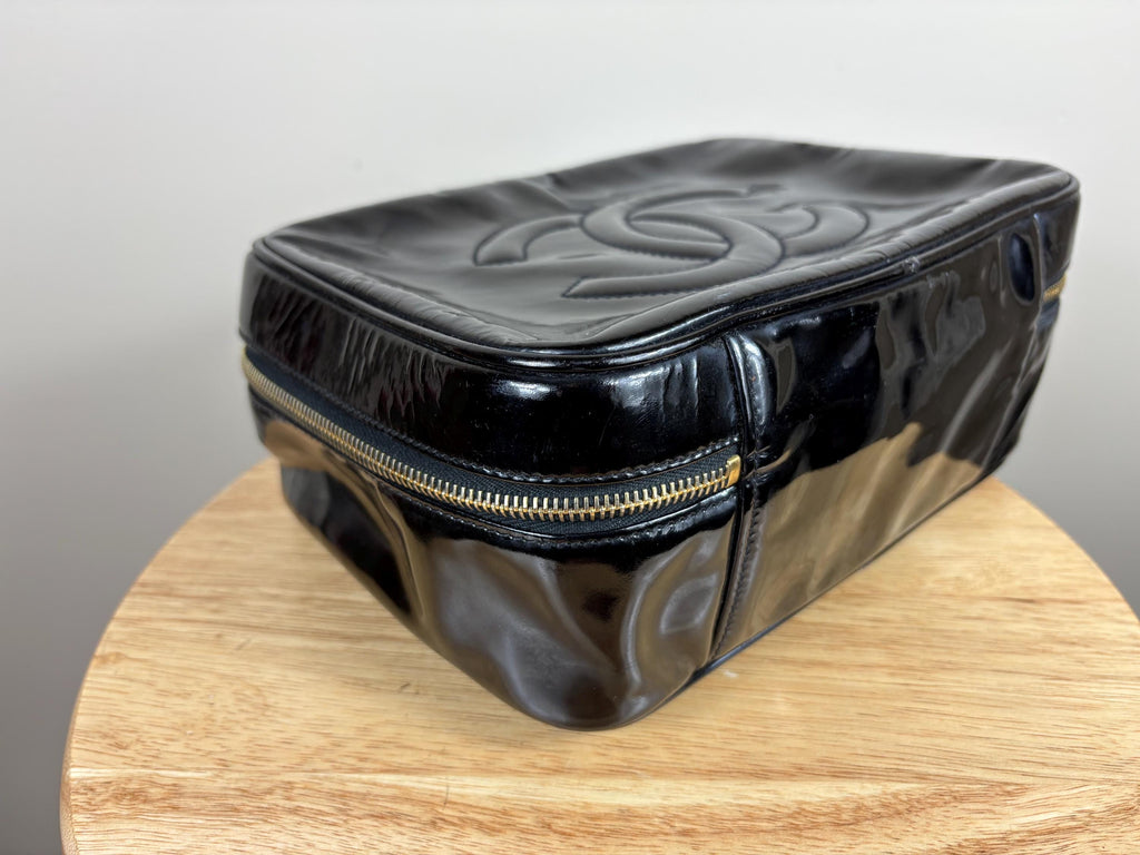 Authentic Chanel Vintage Patent Leather Black CC Vanity Case w/ COA