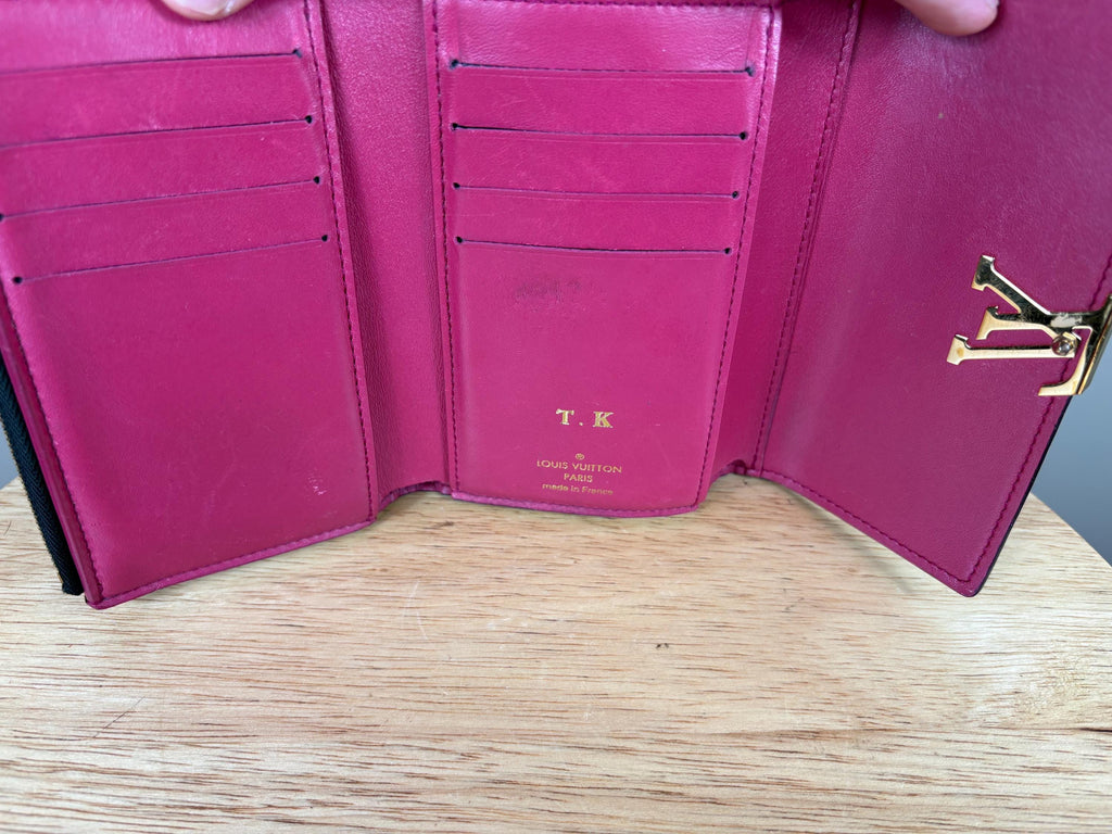 Authentic Louis Vuitton Portefeuille Capucines Compact Wallet Black w/ Box