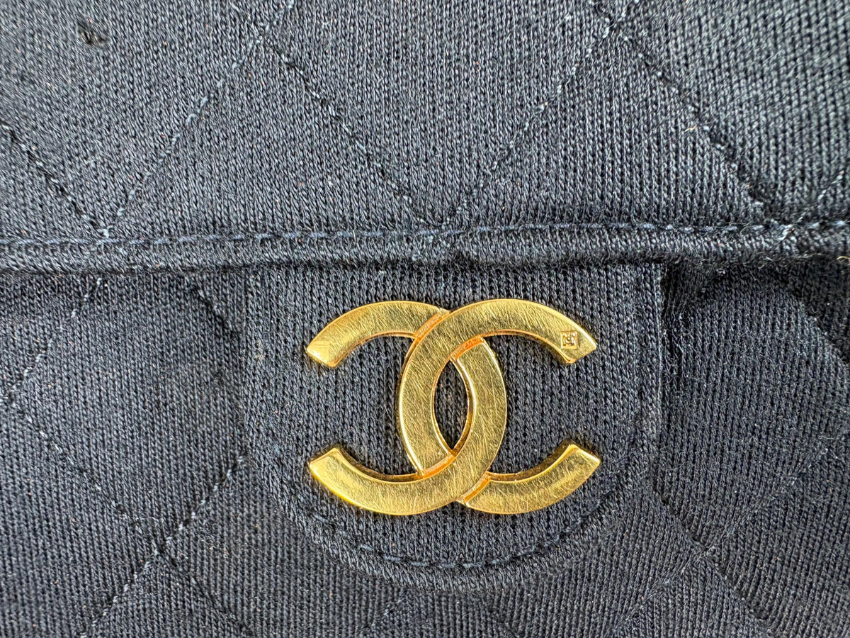 Authentic Chanel Vintage Quilted Diamond Jersey Single Flap Black Shoulder Bag w/ Gold Hardware