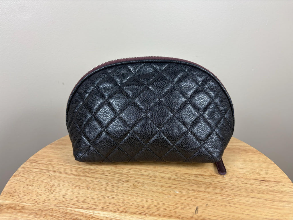 Authentic Chanel Vintage Matrasse CC Black Caviar Leather Cosmetic Pouch