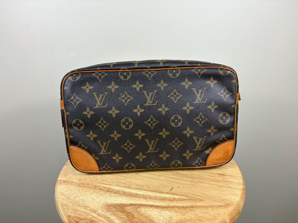 Authentic Louis Vuitton Compiegne 28 Cosmetic Pouch Monogram