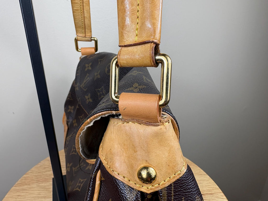 Authentic Louis Vuitton Beverly MM Monogram Shoulder Bag