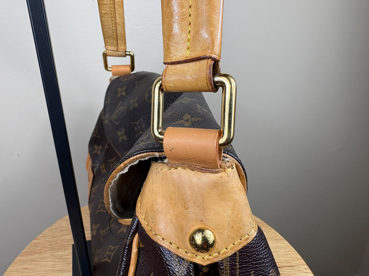 Authentic Louis Vuitton Beverly MM Monogram Shoulder Bag