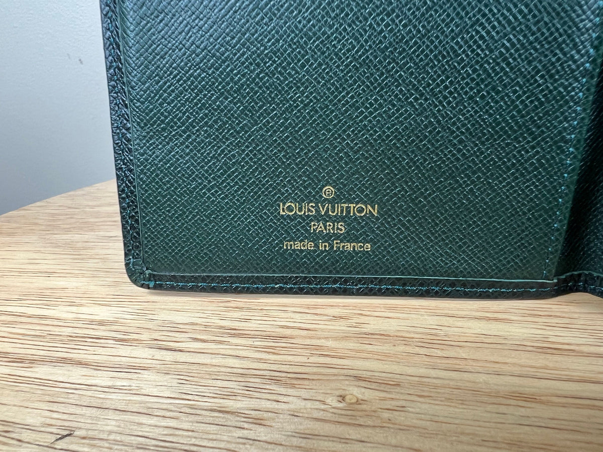 Authentic Louis Vuitton Check-book Wallet Epi Taiga