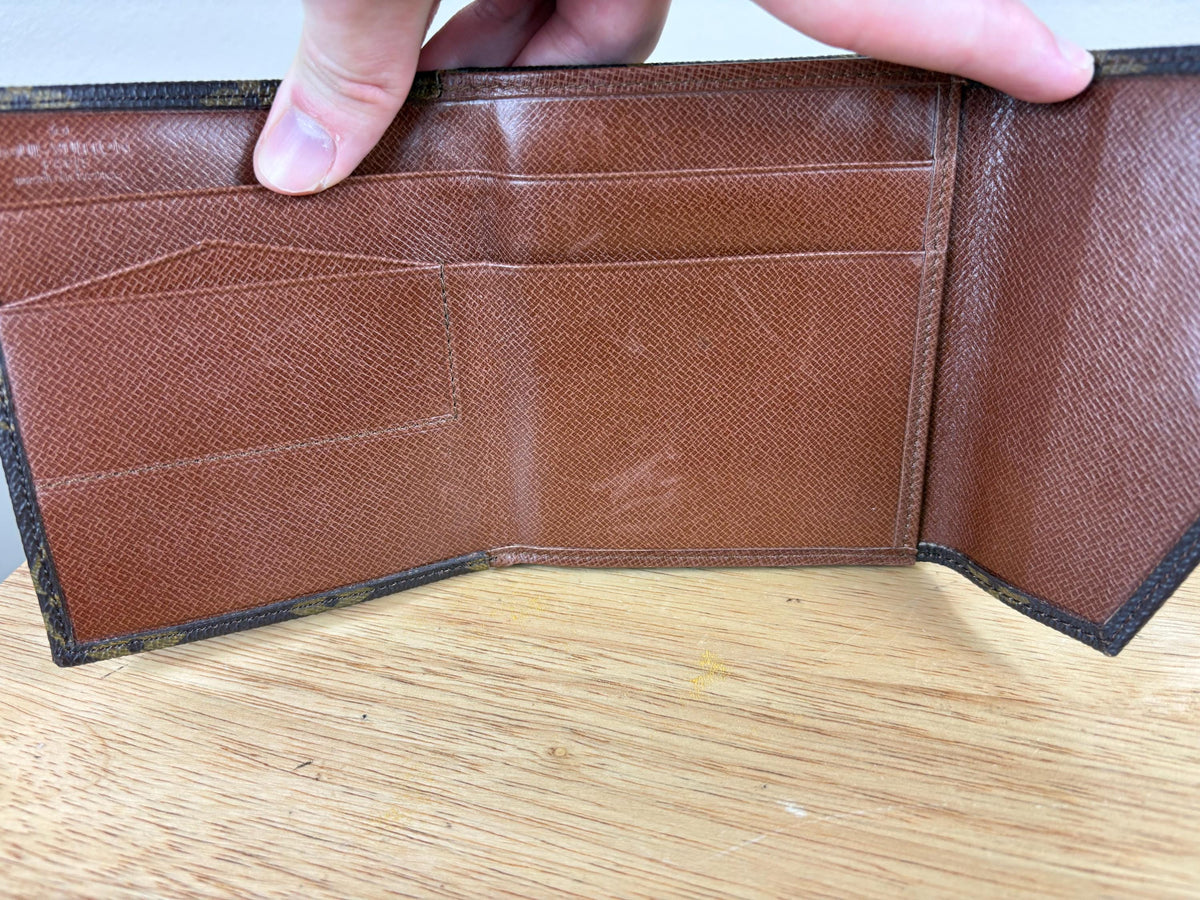 Louis Vuitton Vintage Elise Monogram Bifold Wallet