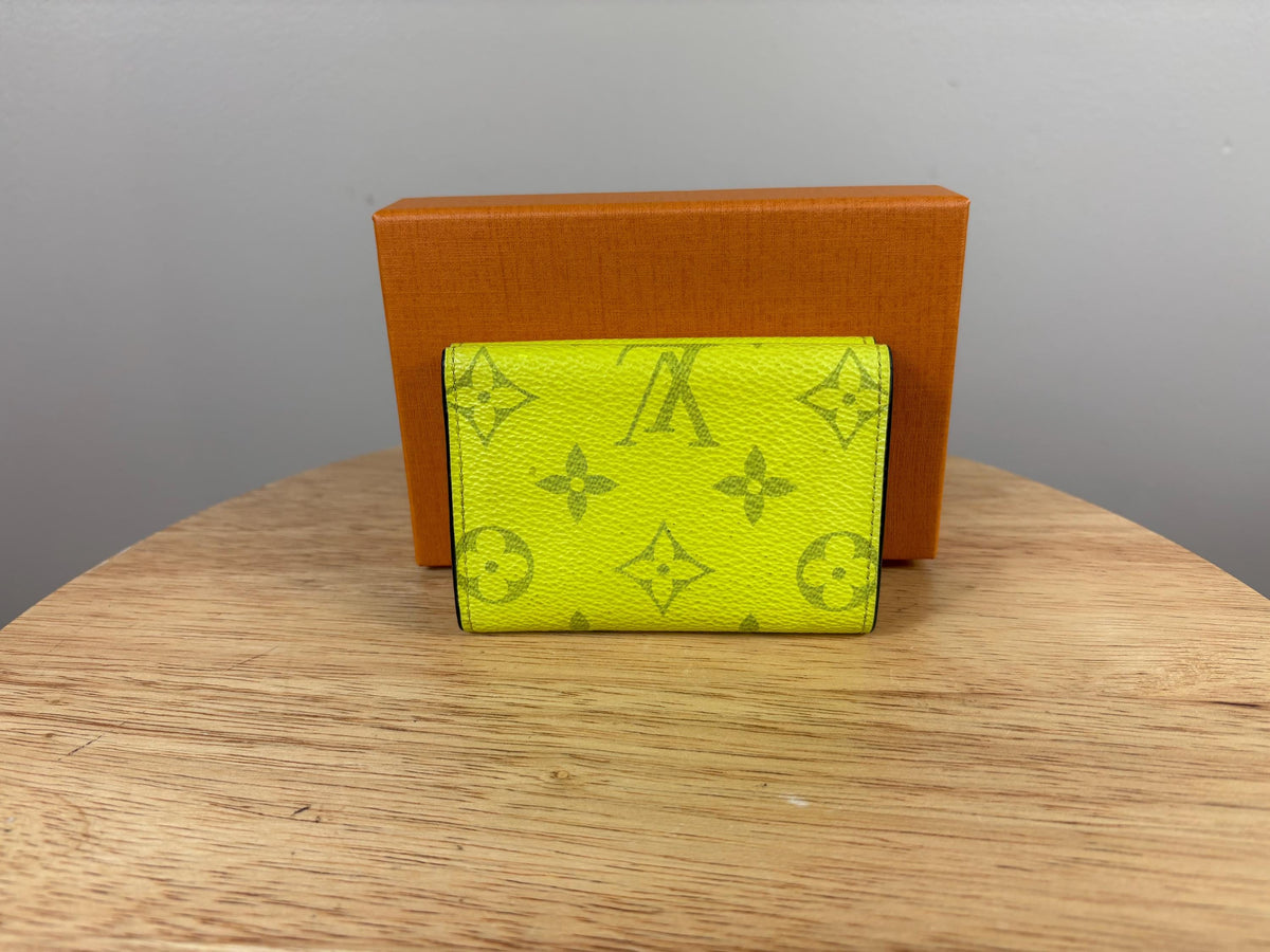 Authentic Louis Vuitton Taigalama Discovery Compact Wallet Neon Yellow w/ Box