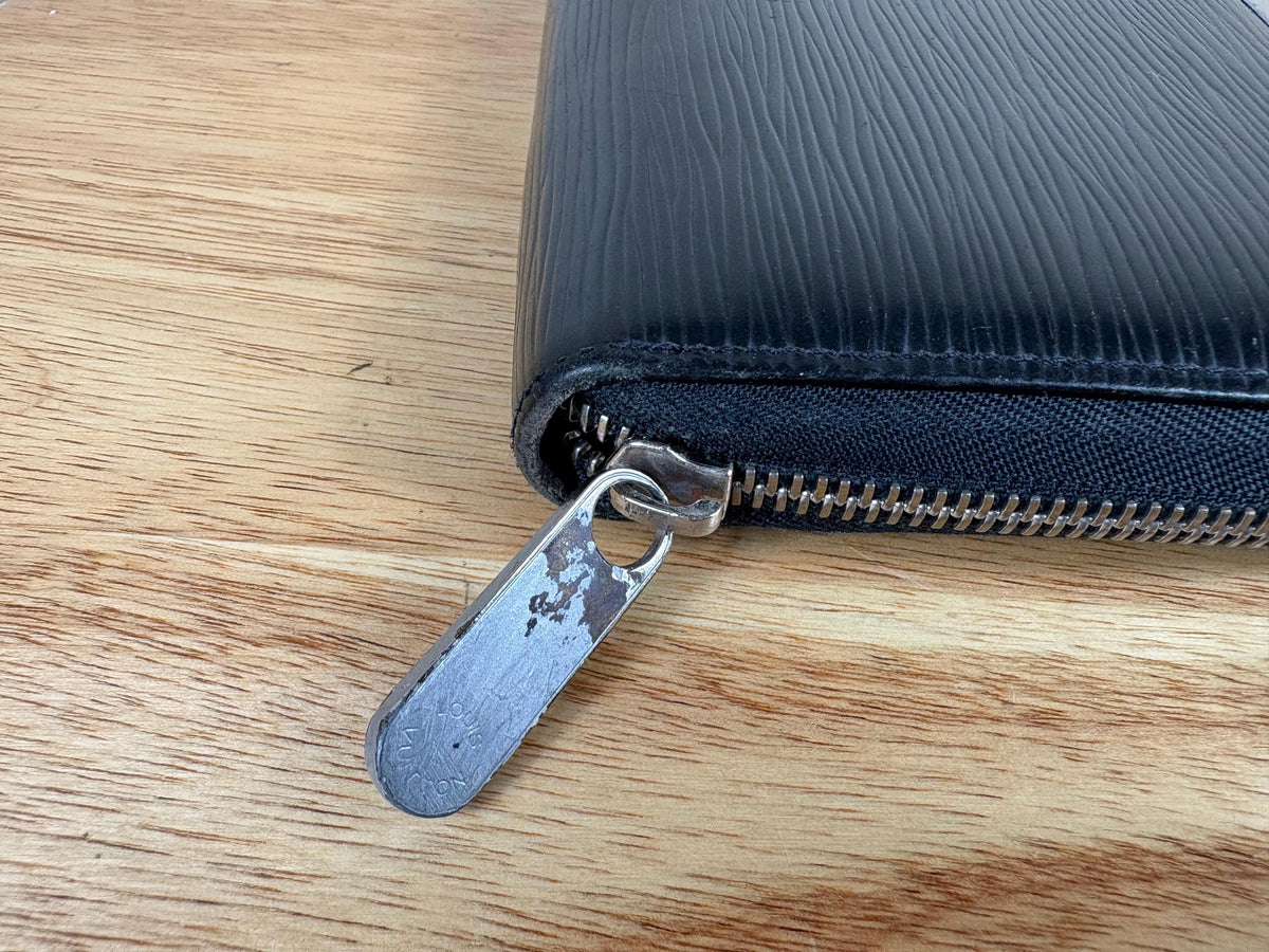 Authentic Louis Vuitton Black Epi Zippy Zip Around Wallet