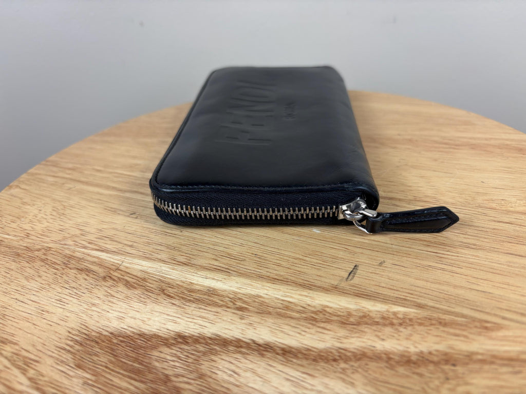 Authentic Fendi Logo Long Zippy Wallet Black Leather