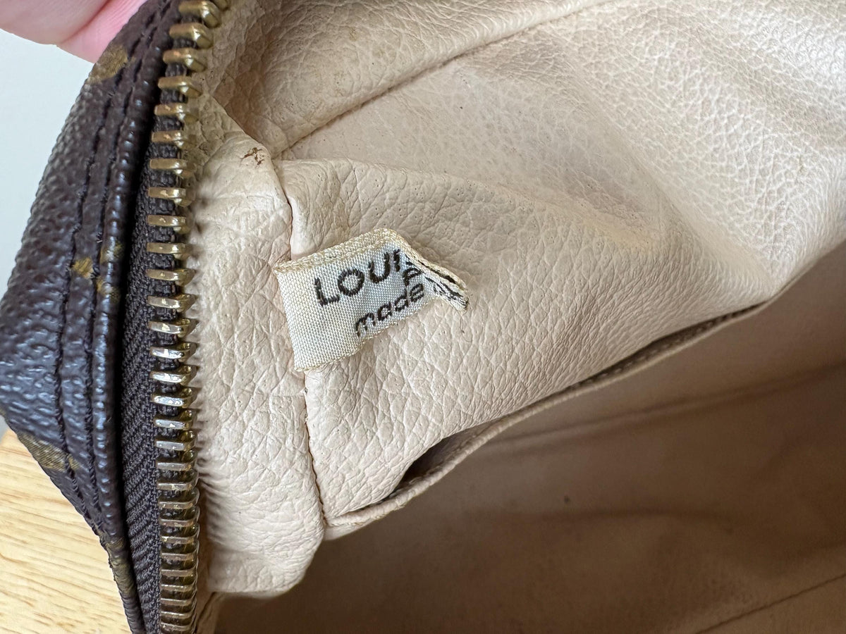 Authentic Louis Vuitton Trousse Toilette 28 Cosmetic Pouch Monogram