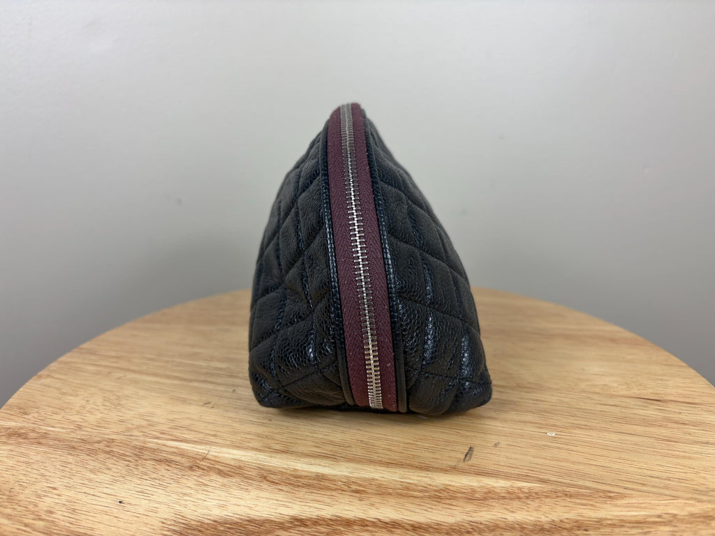 Authentic Chanel Vintage Matrasse CC Black Caviar Leather Cosmetic Pouch