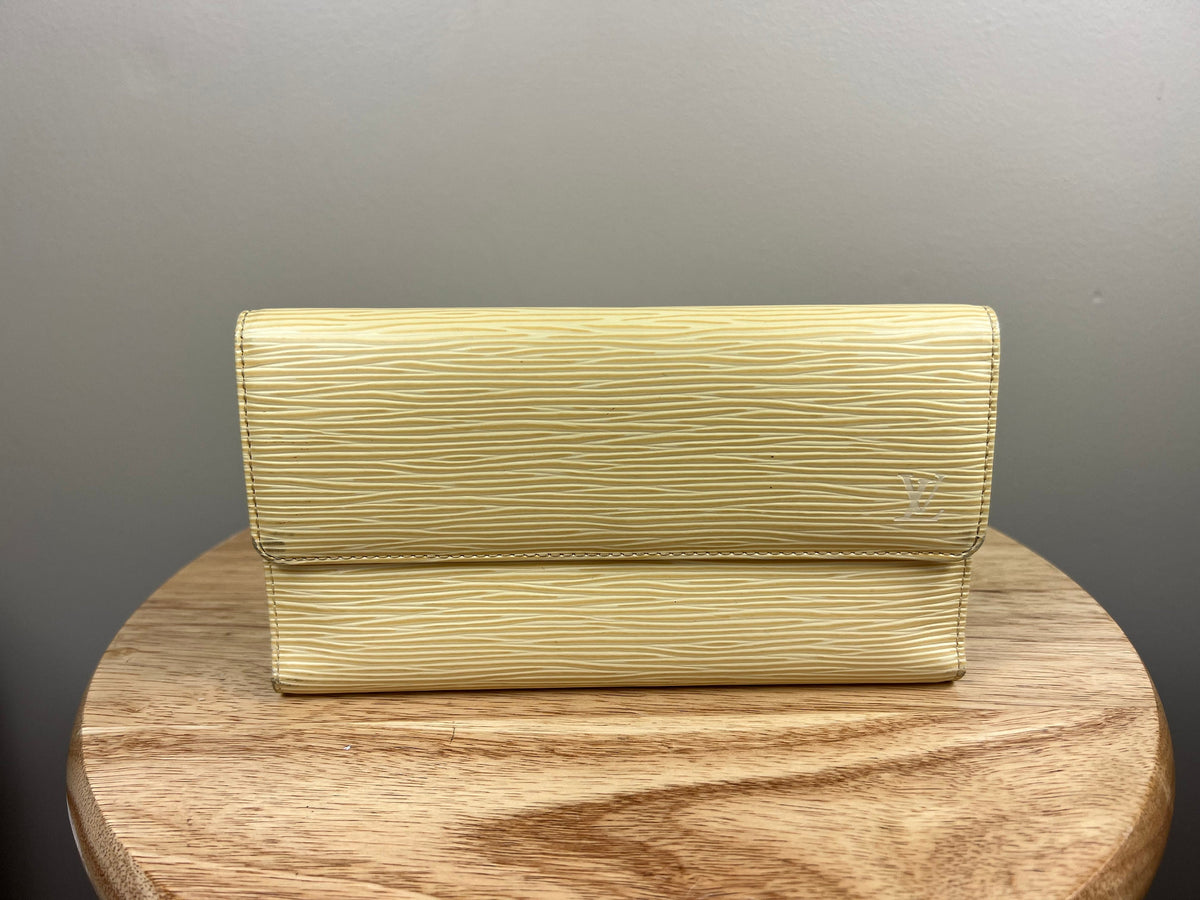 Authentic Louis Vuitton Epi Crème International Tri-Fold Long Wallet