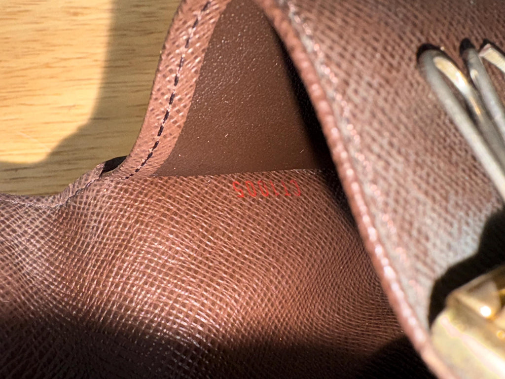 Authentic Louis Vuitton Damier Ebene 6 Key Case