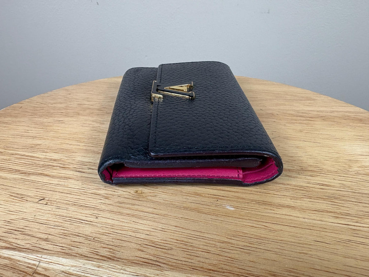 Authentic Louis Vuitton Portefeuille Capucines Compact Wallet Black w/ Box