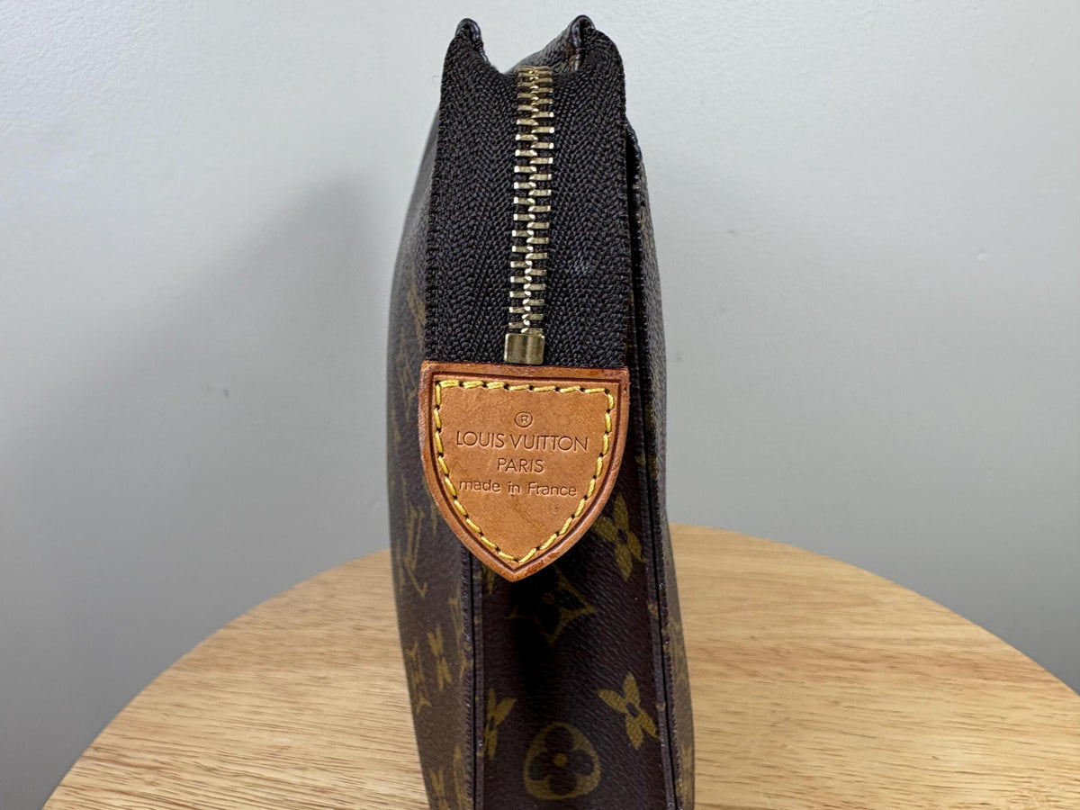 Authentic Louis Vuitton Toiletry Pouch 26 Monogram