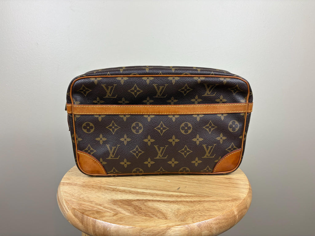 Authentic Louis Vuitton Compiegne 28 Cosmetic Pouch Monogram