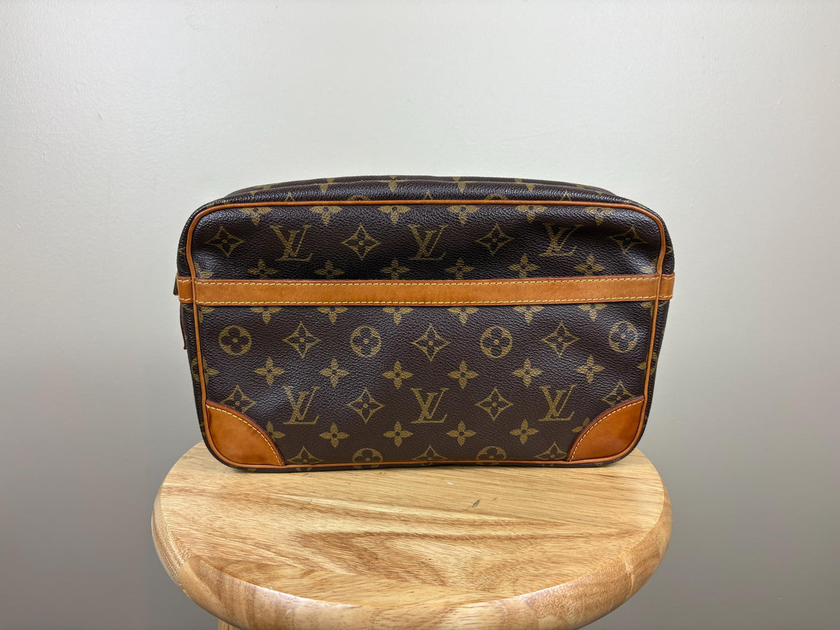 Authentic Louis Vuitton Compiegne 28 Cosmetic Pouch Monogram
