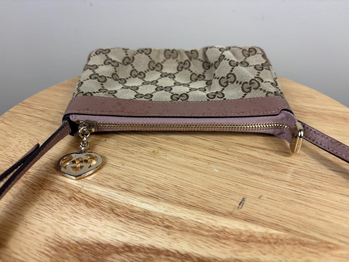 Authentic Gucci Lovely Heart Jacquard Crossbody Monogram Bag