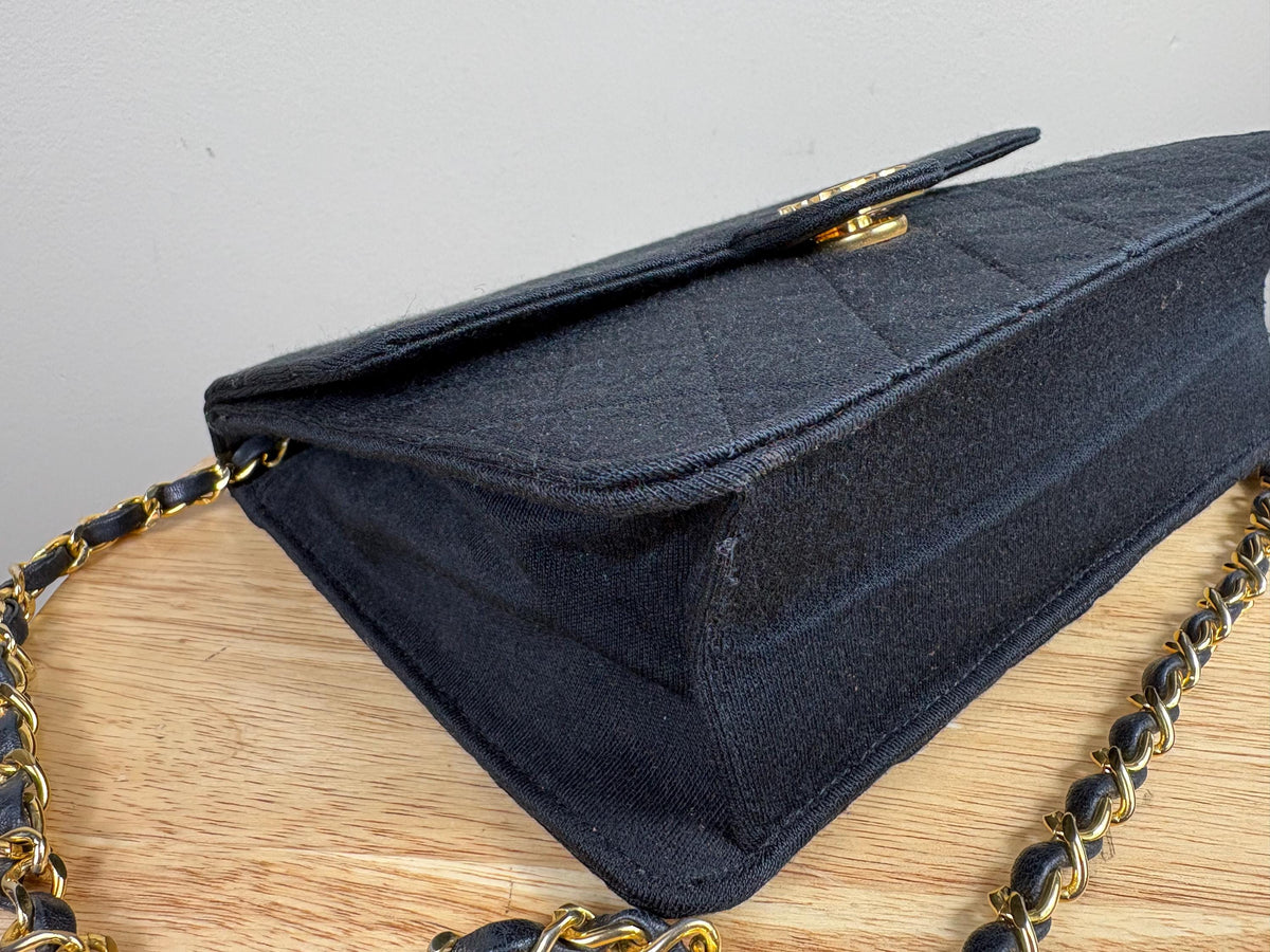 Authentic Chanel Vintage Quilted Diamond Jersey Single Flap Black Shoulder Bag w/ Gold Hardware