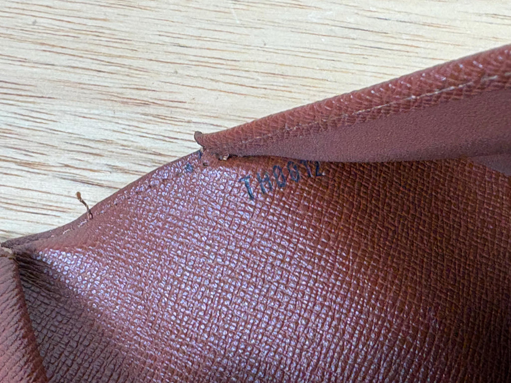 Authentic Louis Vuitton Monogram Porte Tresor International Trifold Wallet