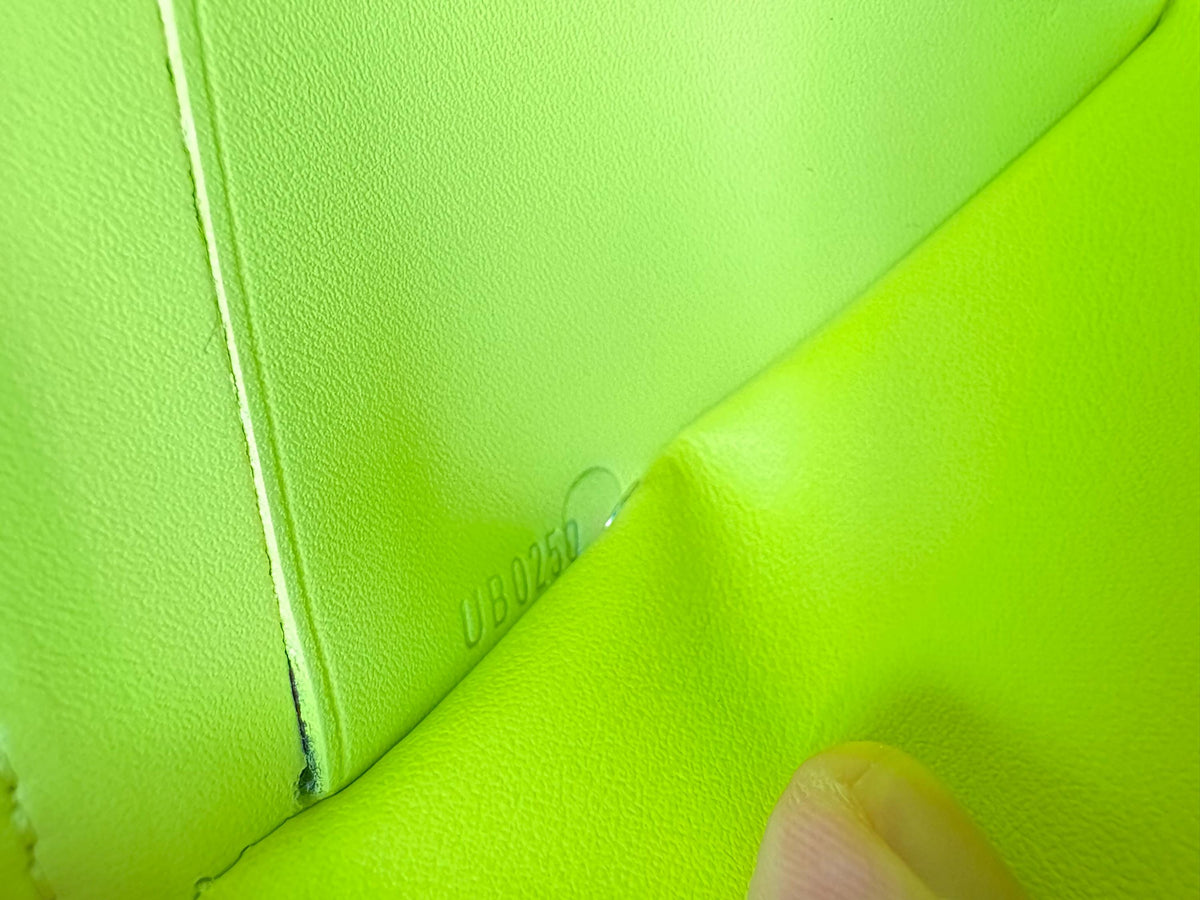 Authentic Louis Vuitton Taigalama Discovery Compact Wallet Neon Yellow w/ Box