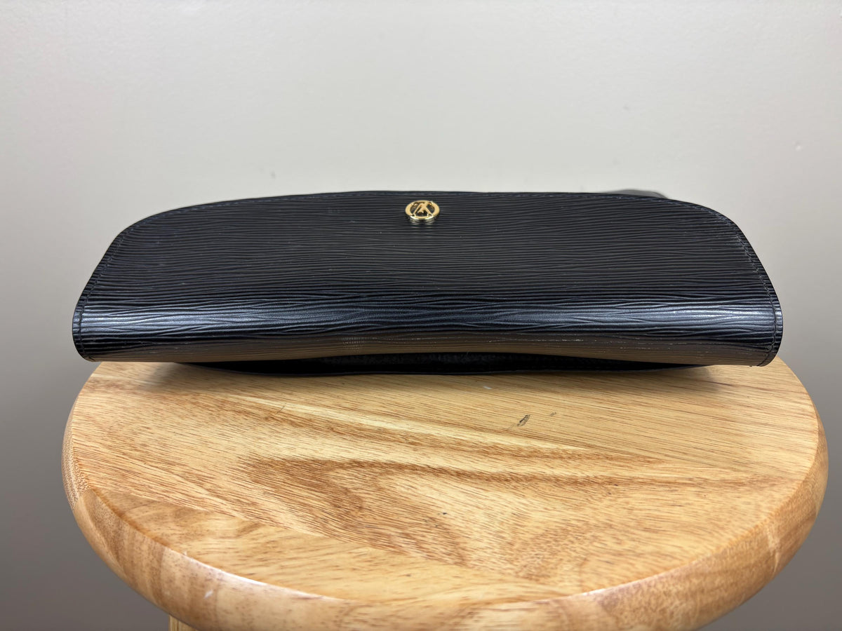 Authentic Louis Vuitton Epi Black Leather Montaigne 27 Clutch Pouch
