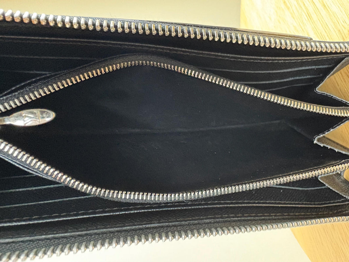 Authentic Louis Vuitton Black Epi Astrid Zippy Wallet/Clutch w/ Box