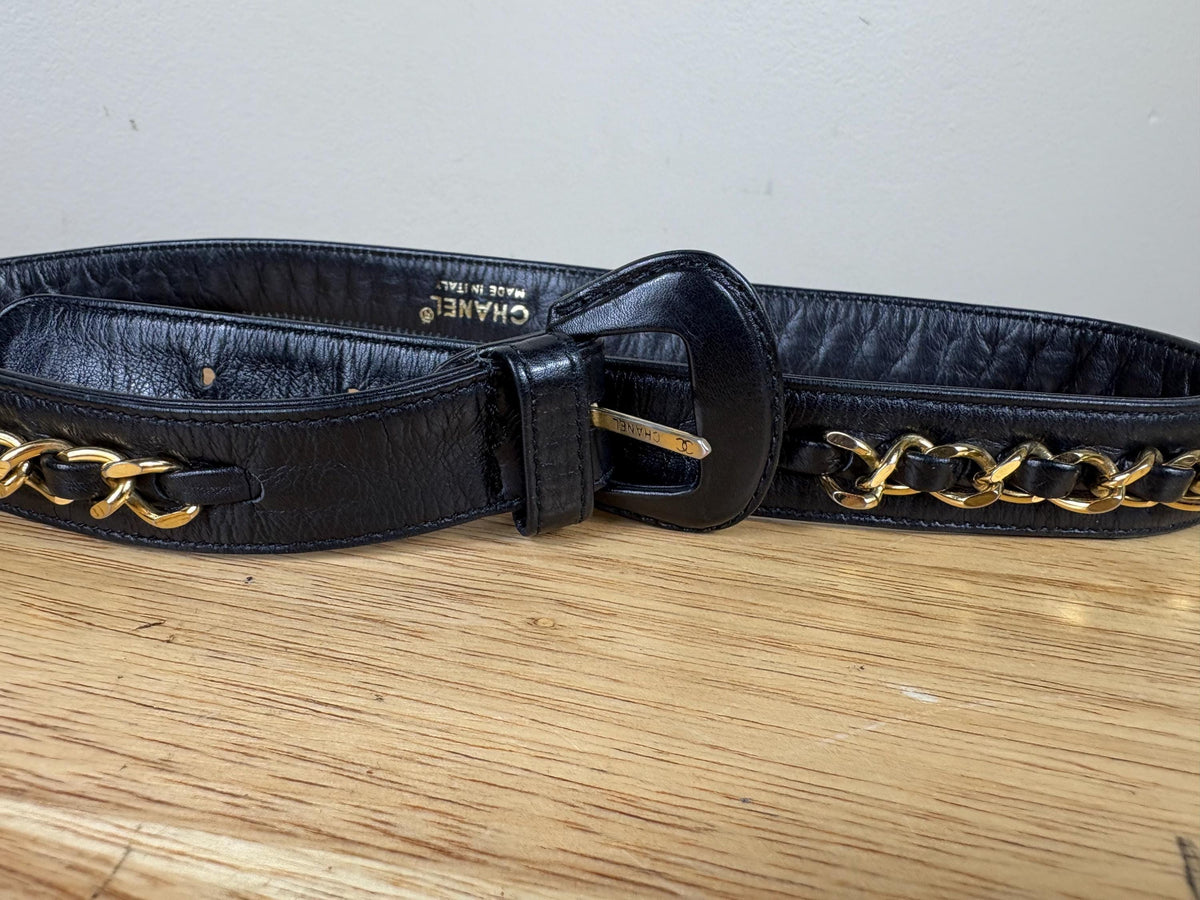 Authentic Chanel Vintage Matrasse CC Black Leather Lambskin Belt Bag