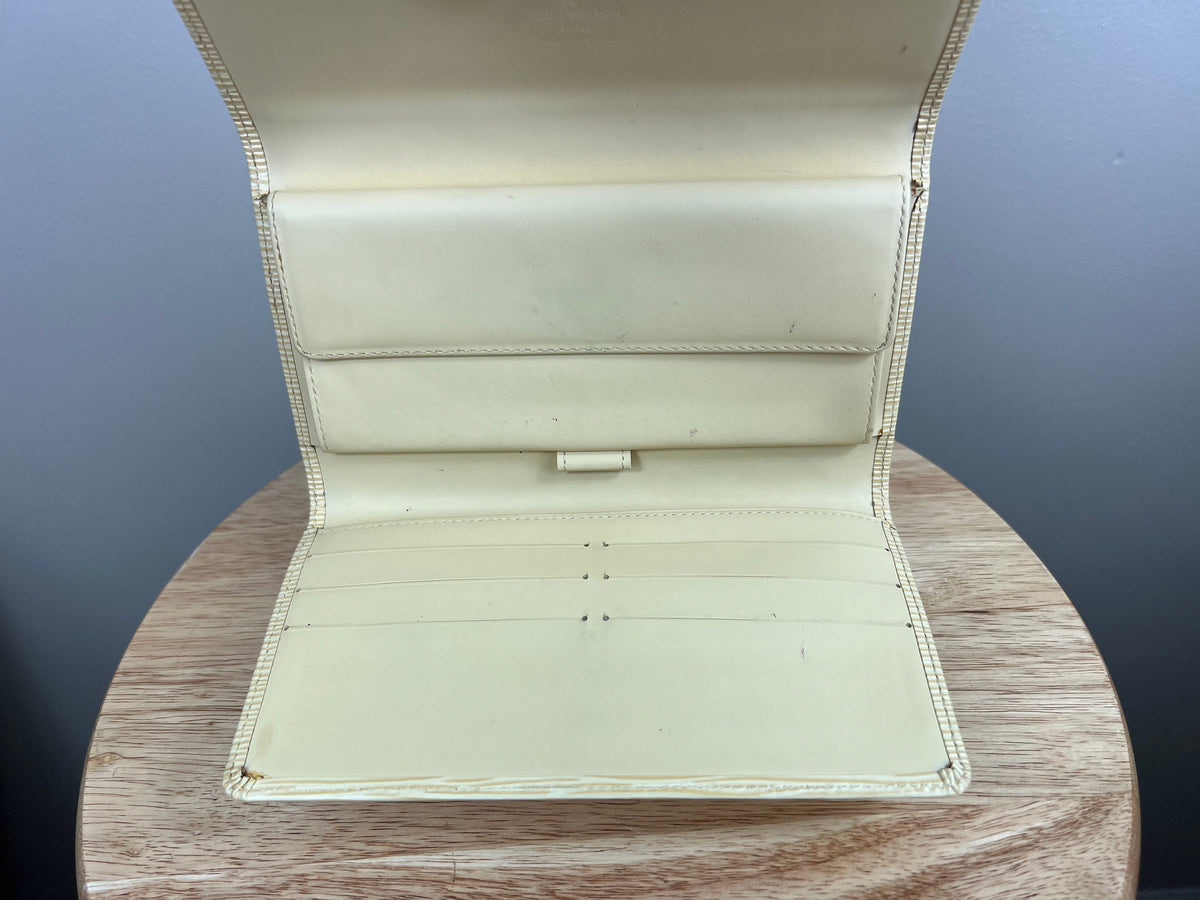 Authentic Louis Vuitton Epi Crème International Tri-Fold Long Wallet